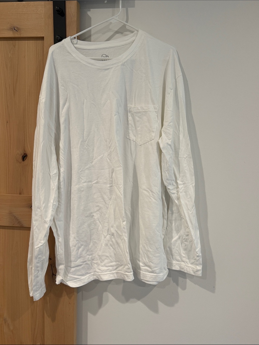 Men's White Long-Sleeve Pocket Tee - Classic Casual